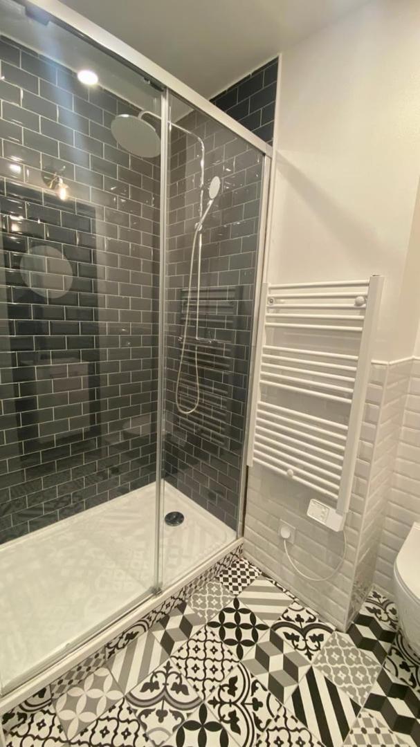 Appartement Lumineux Proche Saint-Lazare - 8P Париж Екстериор снимка